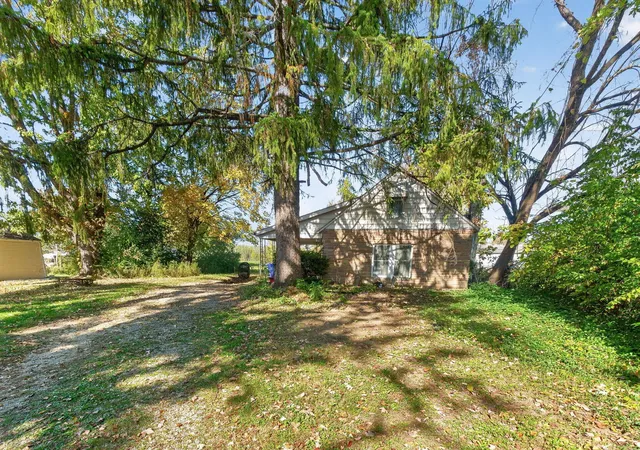 Photo 1 of Sale Pending at 1936 Lehner Rd, Columbus, OH 43224 | MLS# 226040498 | Listing updated on 2026-10-27