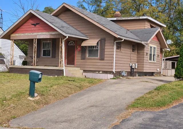 Photo 1 of Sale Pending at 418 Bellevue Ave, Springfield, OH 45503 | MLS# 226040046 | Listing updated on 2026-10-26