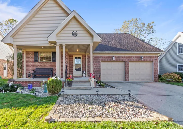 Photo 1 of Single family home for sale at 617 Donnelly Ave, Springfield, OH 45503 | MLS# 226040133 | Listing updated on 2026-10-28