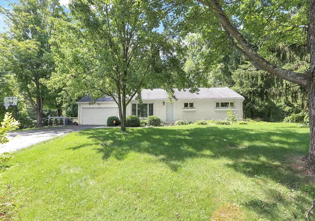Single family home for sale at 227 Olentangy View Dr, Delaware, OH 43015 | MLS# 226040387