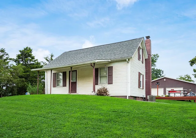 Single family home for sale at 46601 Valley Rd, Caldwell, OH 43724 | MLS# 226040305