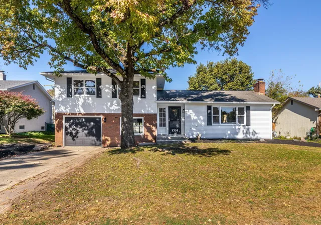 Single family home for sale at 1024 Lansmere Ln, Columbus, OH 43220 | MLS# 226040368