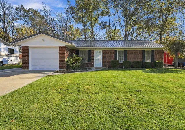 Single family home for sale at 648 Liberty Ln, Westerville, OH 43081 | MLS# 226040512