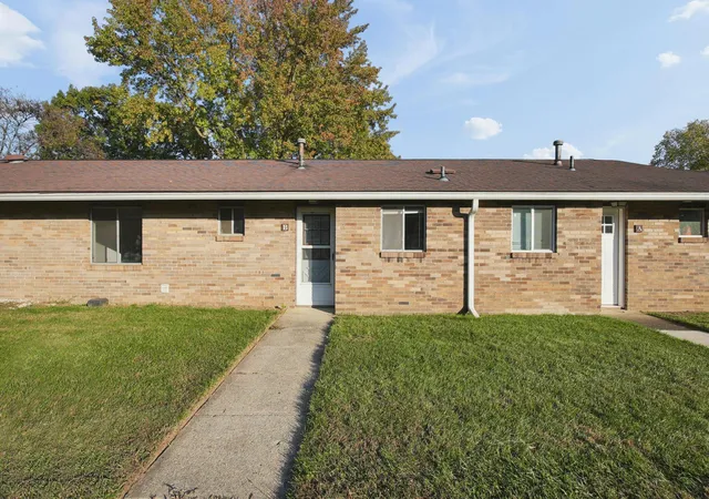 Photo 1 of Condo for sale at 2336 Woodbrook Cir N #B, Columbus, OH 43223 | MLS# 226040469 | Listing updated on 2026-10-23