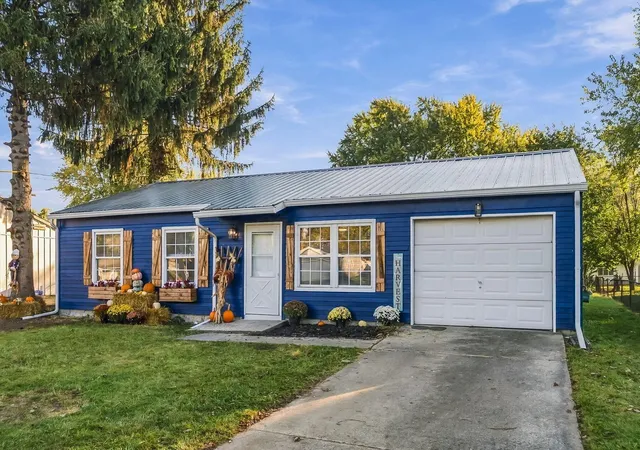 Single family home for sale at 930 Richmond Ave, Marion, OH 43302 | MLS# 226040821