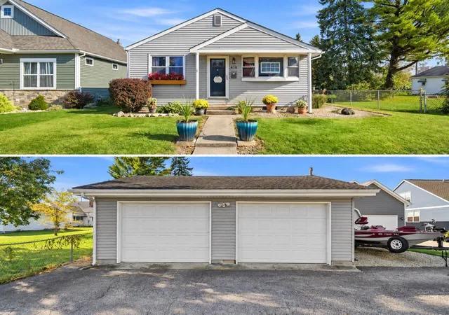 Single family home for sale at 3508 Grant Ave, Grove City, OH 43123 | MLS# 226040515