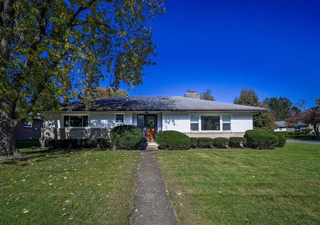 Single family home for sale at 2568 Scottwood Rd, Columbus, OH 43209 | MLS# 226040912