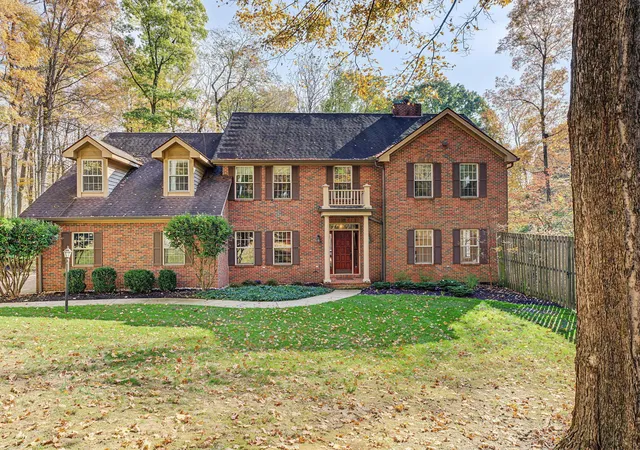 Photo 1 of Single family home for sale at 220 Victoria Dr, Granville, OH 43023 | MLS# 226040800 | Listing updated on 2026-10-30