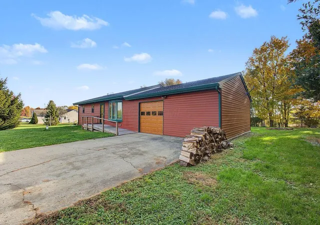 Single family home for sale at 13650 Gilchrist Rd, Mount Vernon, OH 43050 | MLS# 226040971 | Listing updated on 2026-10-28