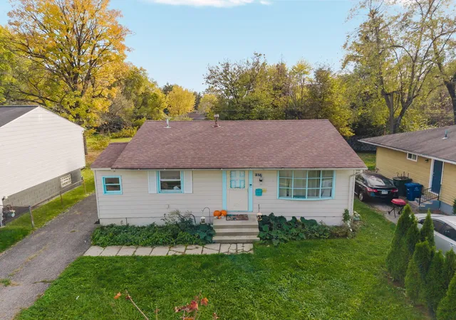 Photo 1 of Single family home for sale at 1577 Omar Dr, Columbus, OH 43207 | MLS# 226040842 | Listing updated on 2026-10-30