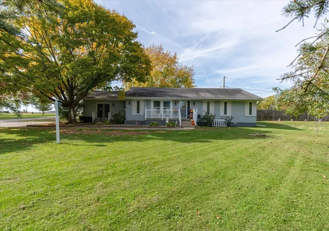 Single family home for sale at 344 Westwood Dr SW, Washington Court House, OH 43160 | MLS# 226040881