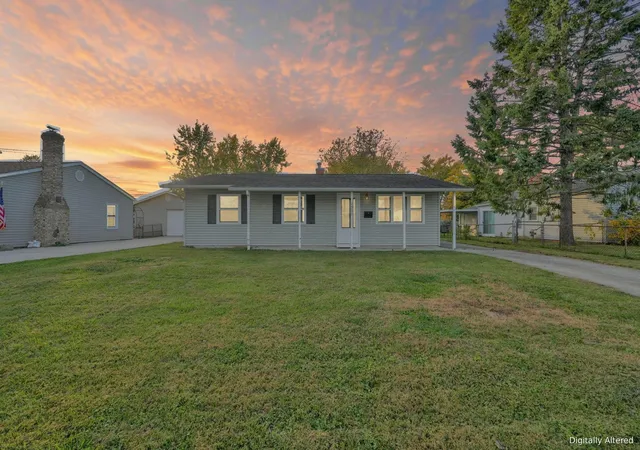 Single family home for sale at 4957 Meadowbrook Dr, Columbus, OH 43207 | MLS# 226041082