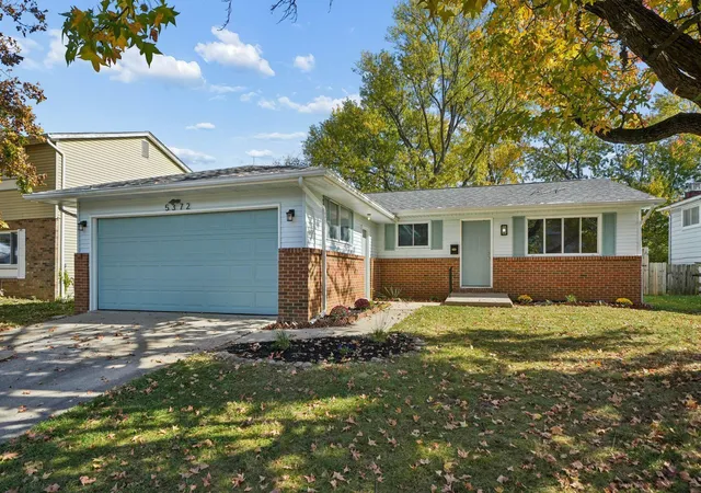 Single family home for sale at 5372 Ivywood Ln, Columbus, OH 43229 | MLS# 226040935