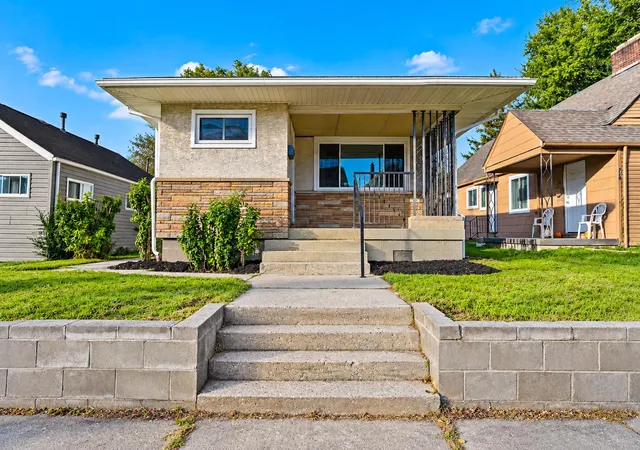 Single family home for sale at 706 Frebis Ave, Columbus, OH 43206 | MLS# 226040939