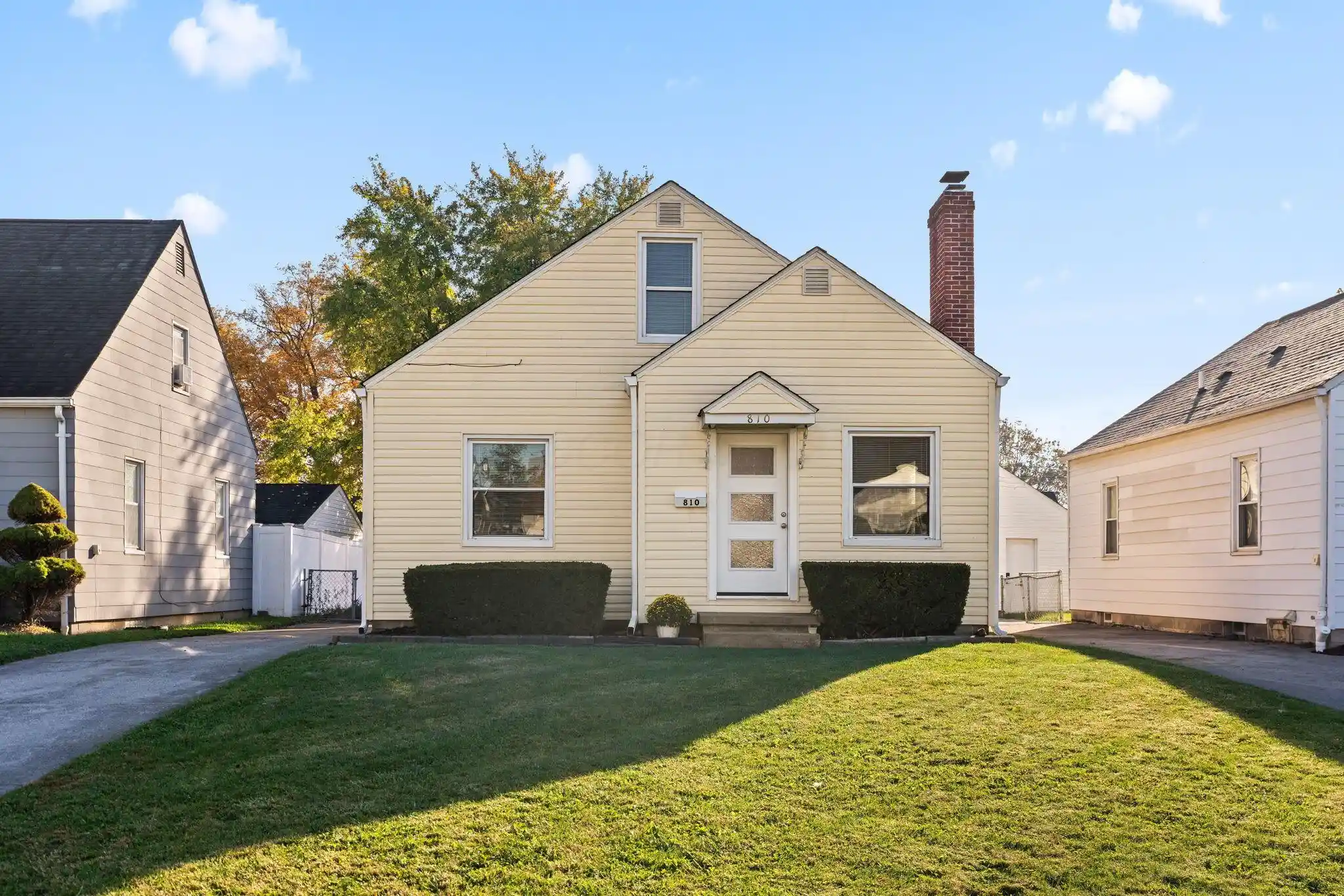 Single family home for sale at 810 S Roys Ave, Columbus, OH 43204 | MLS# 226041249 | Listing updated on 2026-10-30