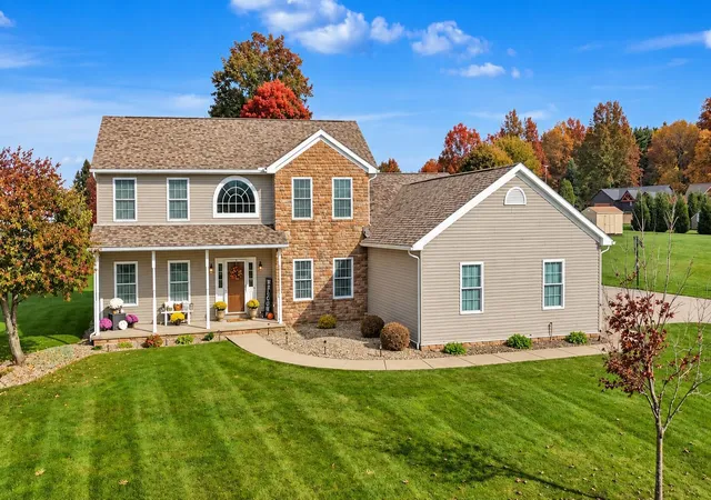 Single family home for sale at 3628 Zimmerman Ln, Ontario, OH 44906 | MLS# 226040985