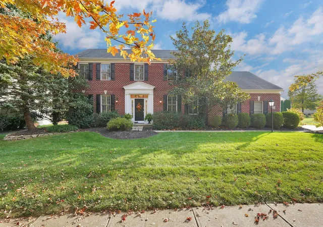Photo 1 of Single family home for sale at 4854 Belfield Dr, Dublin, OH 43016 | MLS# 226041093 | Listing updated on 2026-10-30