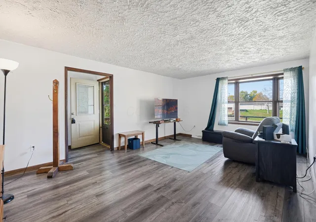 Photo 2 of Single family home for sale at 2400 Ashland Rd, Mansfield, OH 44905 | MLS# 226041248 | Listing updated on 2026-10-30