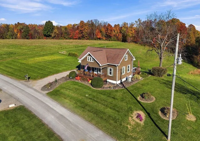 Photo 1 of Single family home for sale at 5502 Dutch Ridge Rd Se, New Straitsville, OH 43766 | MLS# 226041243 | Listing updated on 2026-10-30