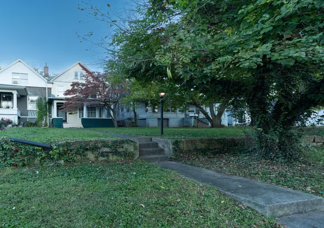Photo 2 of Single family home for sale at 157 S Mulberry St, Chillicothe, OH 45601 | MLS# 226041259 | Listing updated on 2026-10-30