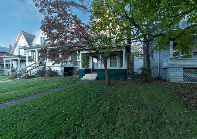 Photo 3 of Single family home for sale at 157 S Mulberry St, Chillicothe, OH 45601 | MLS# 226041259 | Listing updated on 2026-10-30