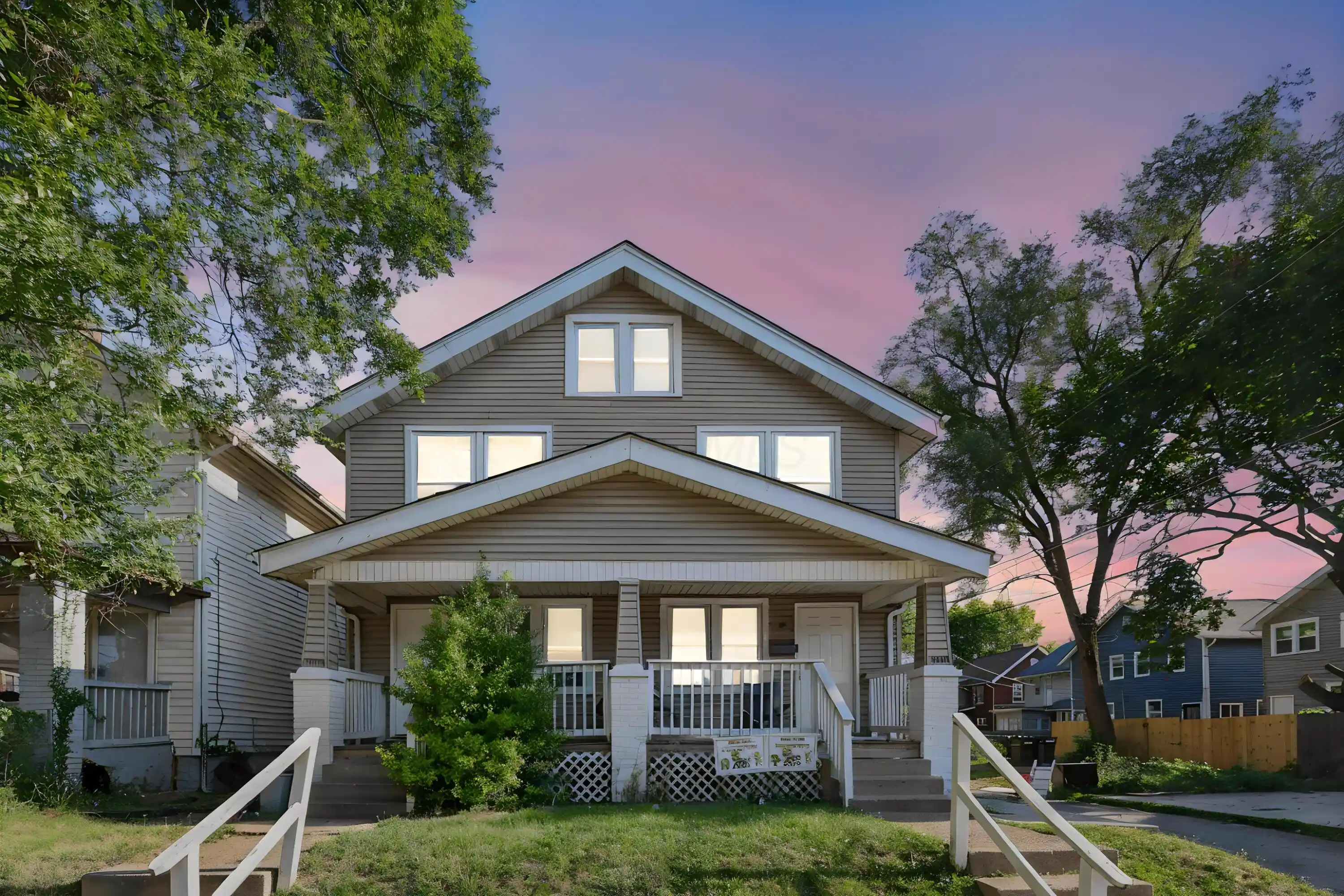 Multi family home for sale at 1088 Siebert St #1090, Columbus, OH 43206 | MLS# 226041411