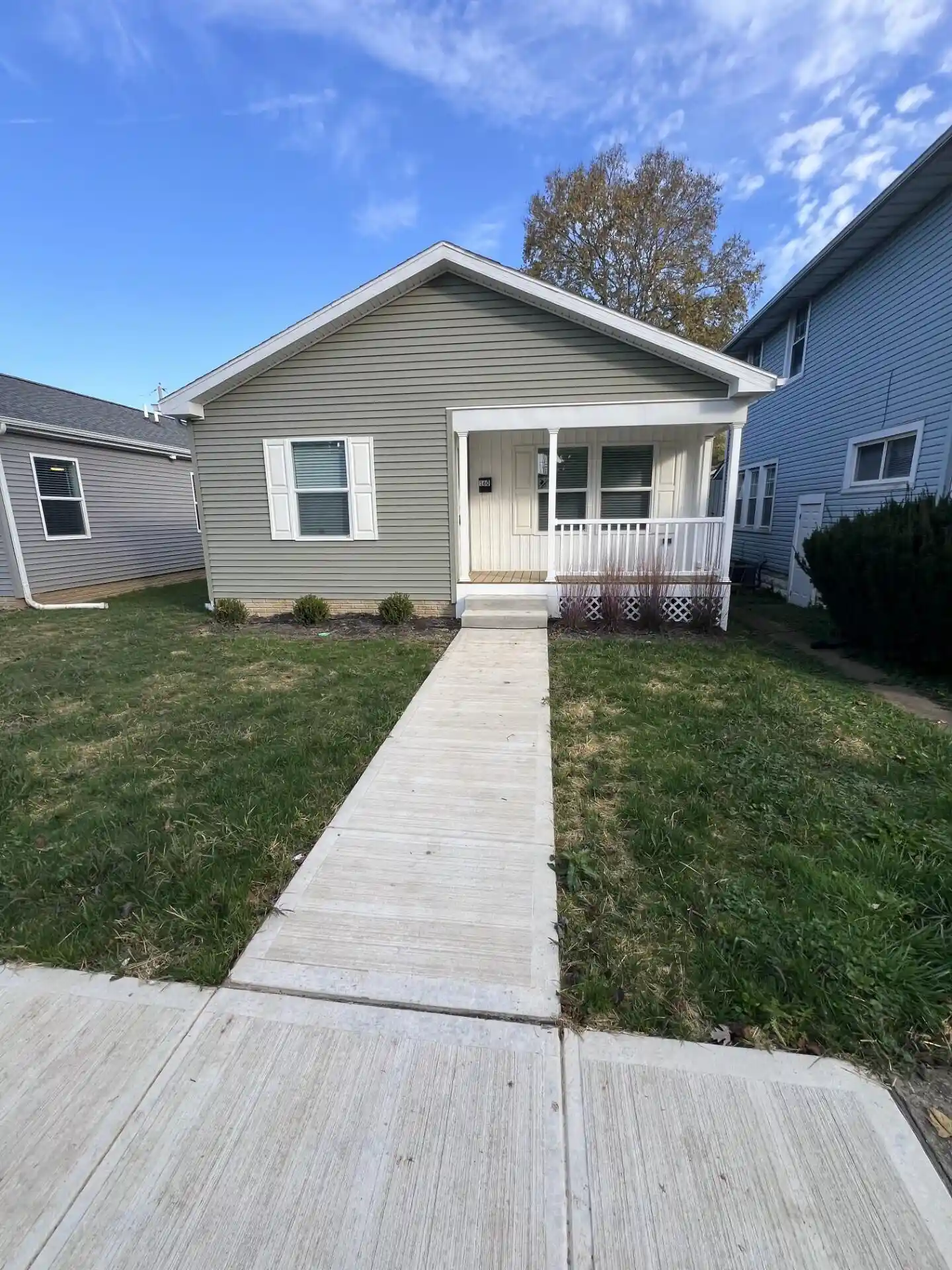 Single family home for sale at 160 E Channel St, Newark, OH 43055 | MLS# 226041353