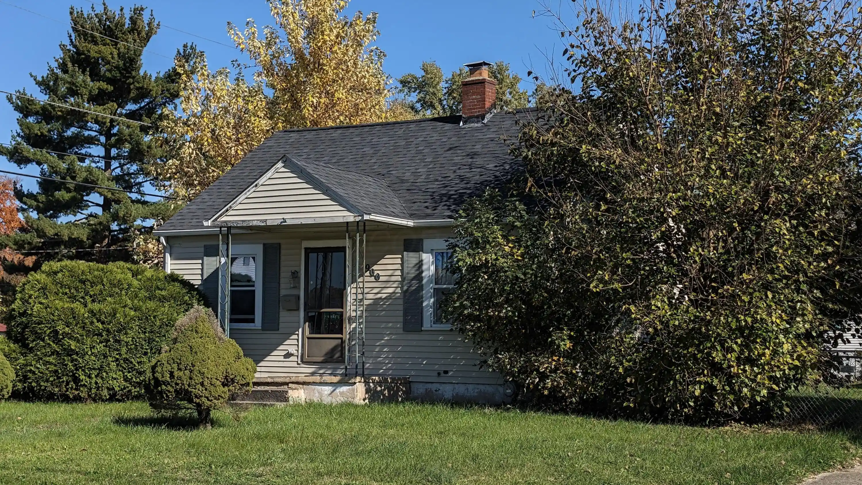 Single family home for sale at 900 3rd Street, Lancaster, OH 43130 | MLS# 226041408