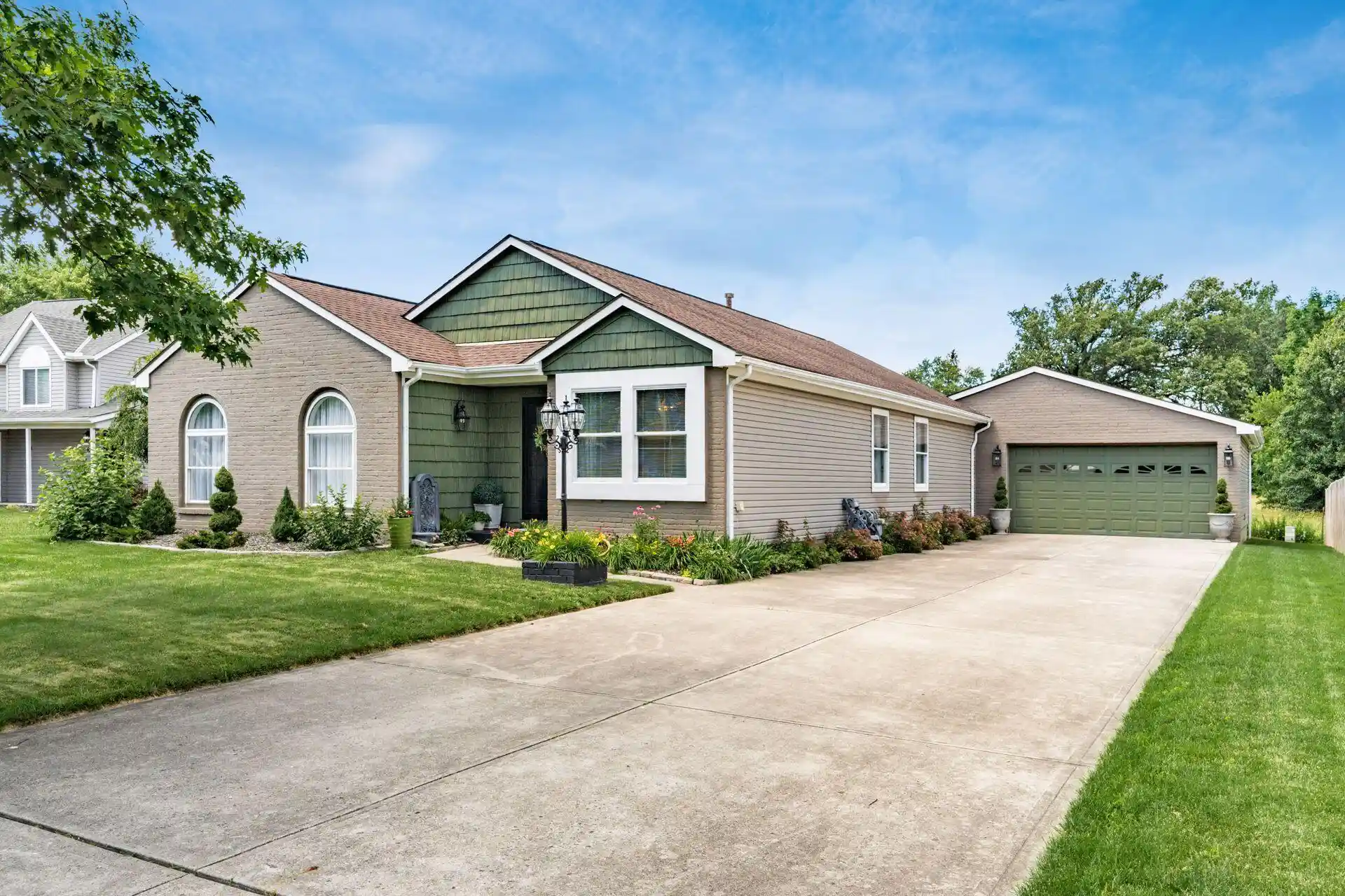 Single family home for sale at 3998 Thompson Ave, Grove City, OH 43123 | MLS# 226041414