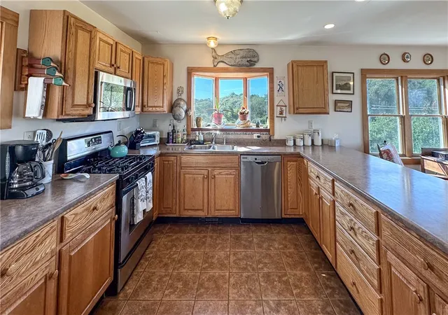 3rd image of 1557 West Side Rd, Block Island, RI 02807 | MLS# 1371256