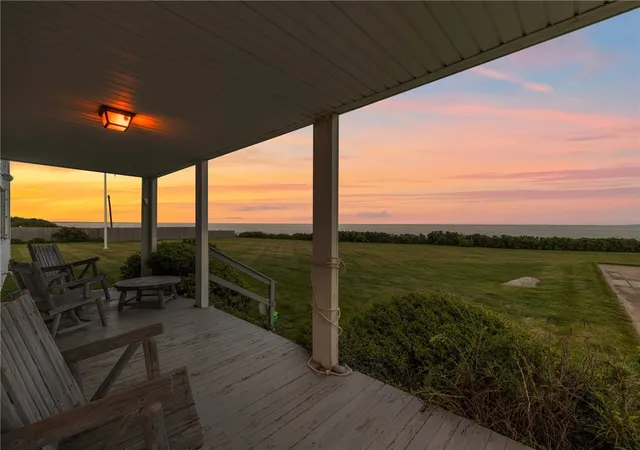 Homes for sale in South Kingstown, RI | 2 Green Hill Ave, South Kingstown, RI 02879 | MLS# 1387251