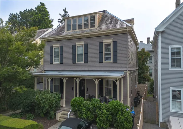1st image of 1 Pell St, Newport, RI 02840 | MLS# 1392084