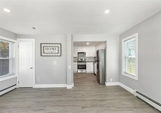 Photo 5 of Single Family Residence at 90 Huron St, Warwick, RI 02889 | MLS# 1394863 |  | Sold on 2025-10-30