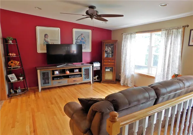 4th image of 27 Nardolillo St, Johnston, RI 02919 | MLS# 1395132