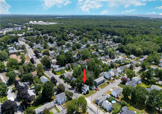 Homes for sale in East Providence, RI | 53 Wampanoag Trl, East Providence, RI 02915 | MLS# 1395741
