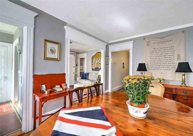 5th image of 134 Irving Ave, Providence, RI 02906 | MLS# 1394971