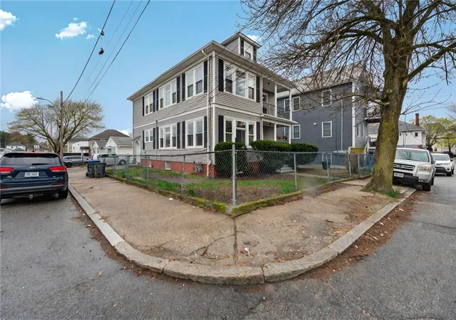 Homes for sale in Providence, RI | 15 Melissa St, Providence, RI 02909 | MLS# 1396026