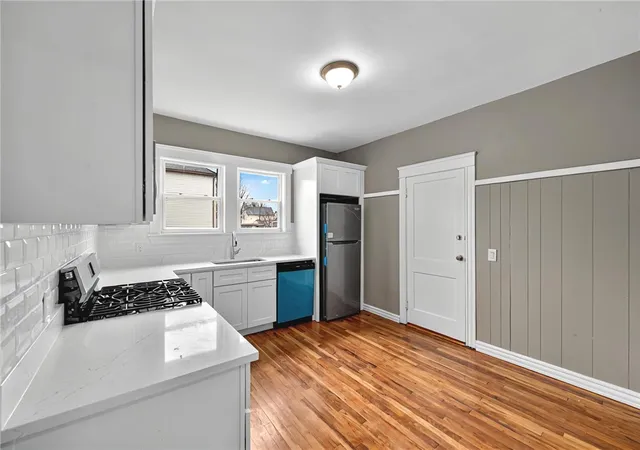 Homes for sale in Providence, RI | 15 Melissa St, Providence, RI 02909 | MLS# 1396026