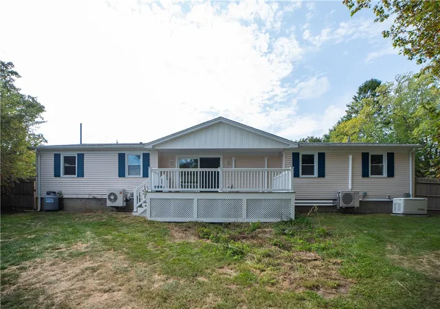 Homes for sale in Little Compton, RI | 255 John Dyer Rd, Little Compton, RI 02837 | MLS# 1396688