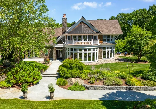 4th image of 42 Thornton Way, North Kingstown, RI 02852 | MLS# 1397112