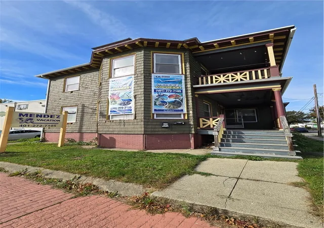 Homes for sale in Providence, RI | 217 Elmwood Ave, Providence, RI 02907 | MLS# 1397231
