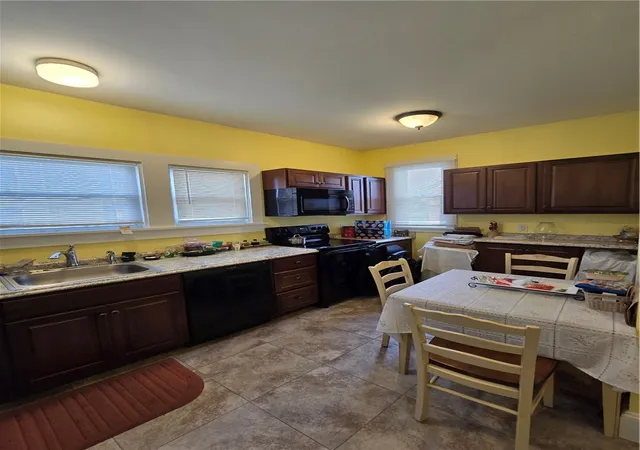 Homes for sale in Providence, RI | 217 Elmwood Ave, Providence, RI 02907 | MLS# 1397231