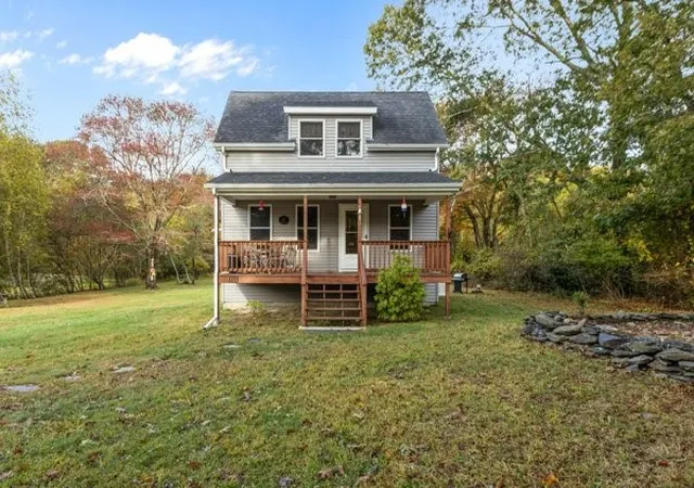 1st image of 033 Alden Ave, Prudence Island, RI 02872 | MLS# 1398410