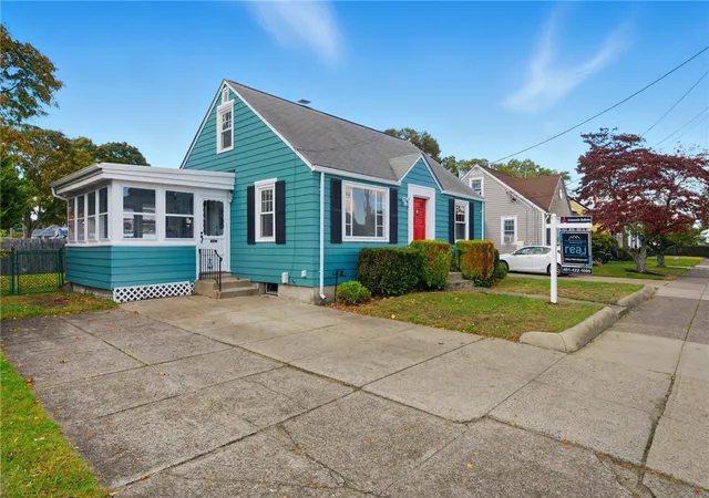 3rd image of 22 Ruth St, Pawtucket, RI 02861 | MLS# 1397729