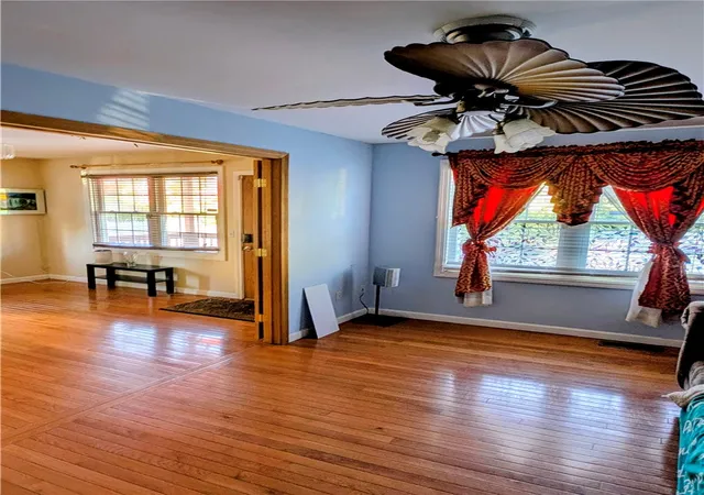 Homes for sale in Providence, RI | 31 Burrows St, Providence, RI 02907 | MLS# 1398212