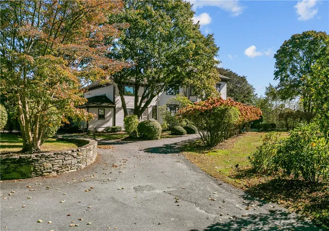 Photo 3 of Sale Pending at 46 Chastellux Ave #M6, Newport, RI 02840 | MLS# 1398503 | Listing updated on 2026-08-17
