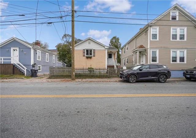 Homes for sale in Warren, RI | 115 Market St, Warren, RI 02885 | MLS# 1399151