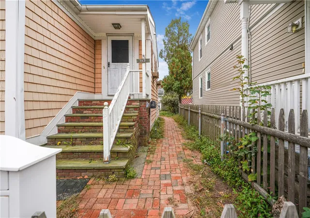 Homes for sale in Warren, RI | 115 Market St, Warren, RI 02885 | MLS# 1399151