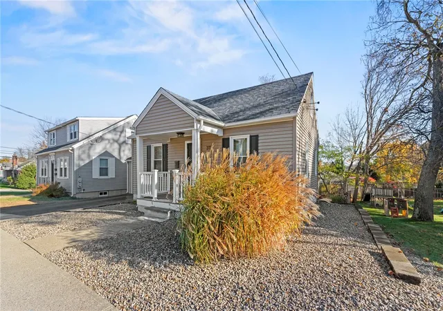 3rd image of 37 George Waterman Rd, Johnston, RI 02919 | MLS# 1399441