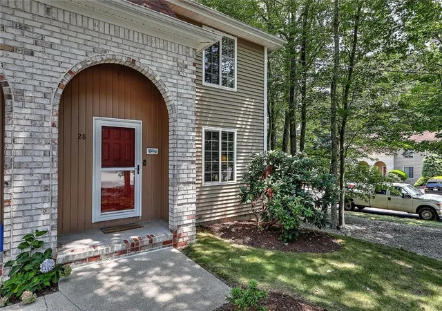 Photo 1 of Townhouse at 28 Marigold Cir, North Providence, RI 02904 | MLS# 1399963 |  | Sold on 2026-01-01